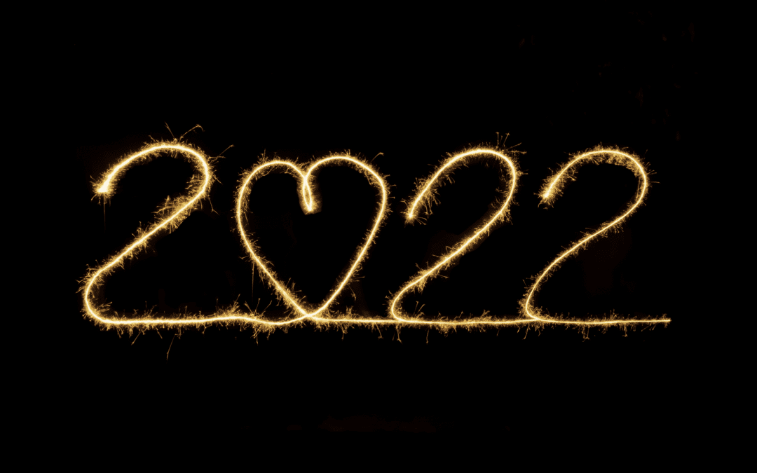 2022 spelled out with sparklers